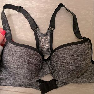 PINK Victoria’s Secret Ultimate Push Up Sports Bra - Gray Size XS